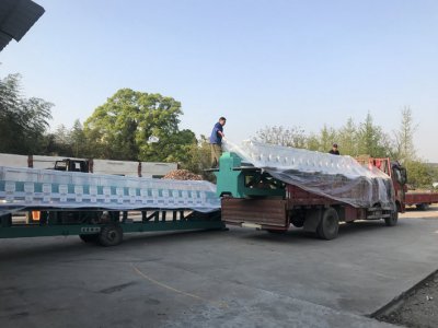 启晨电脑绣花机，20年老师傅亲自把关 选择启晨就是选择放心